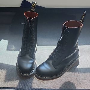 Doc Martens 1490 mid calf boots size 8